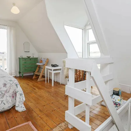 Three-bedroom In Harboore 24 *